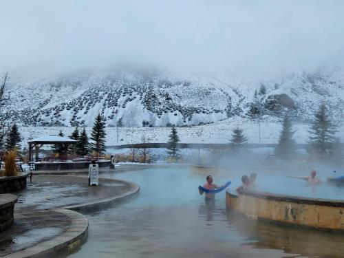 Hot Springs Chilly February Pools